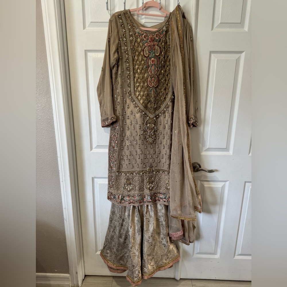 Indian pakistani dress